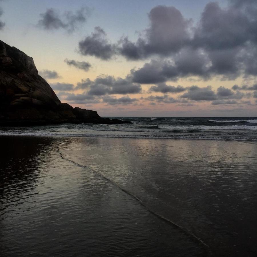 Casa Enseada, Prainha, Praia Grande Com Ar Nos 2 Quartos Sao Francisco do Sul Bagian luar foto